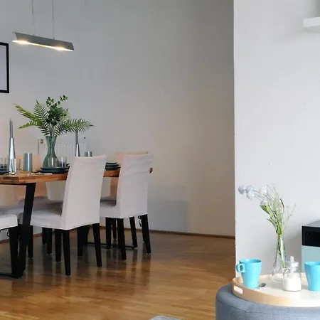 Skyline Soho ☆ With A/c And Free Parking * Budapest